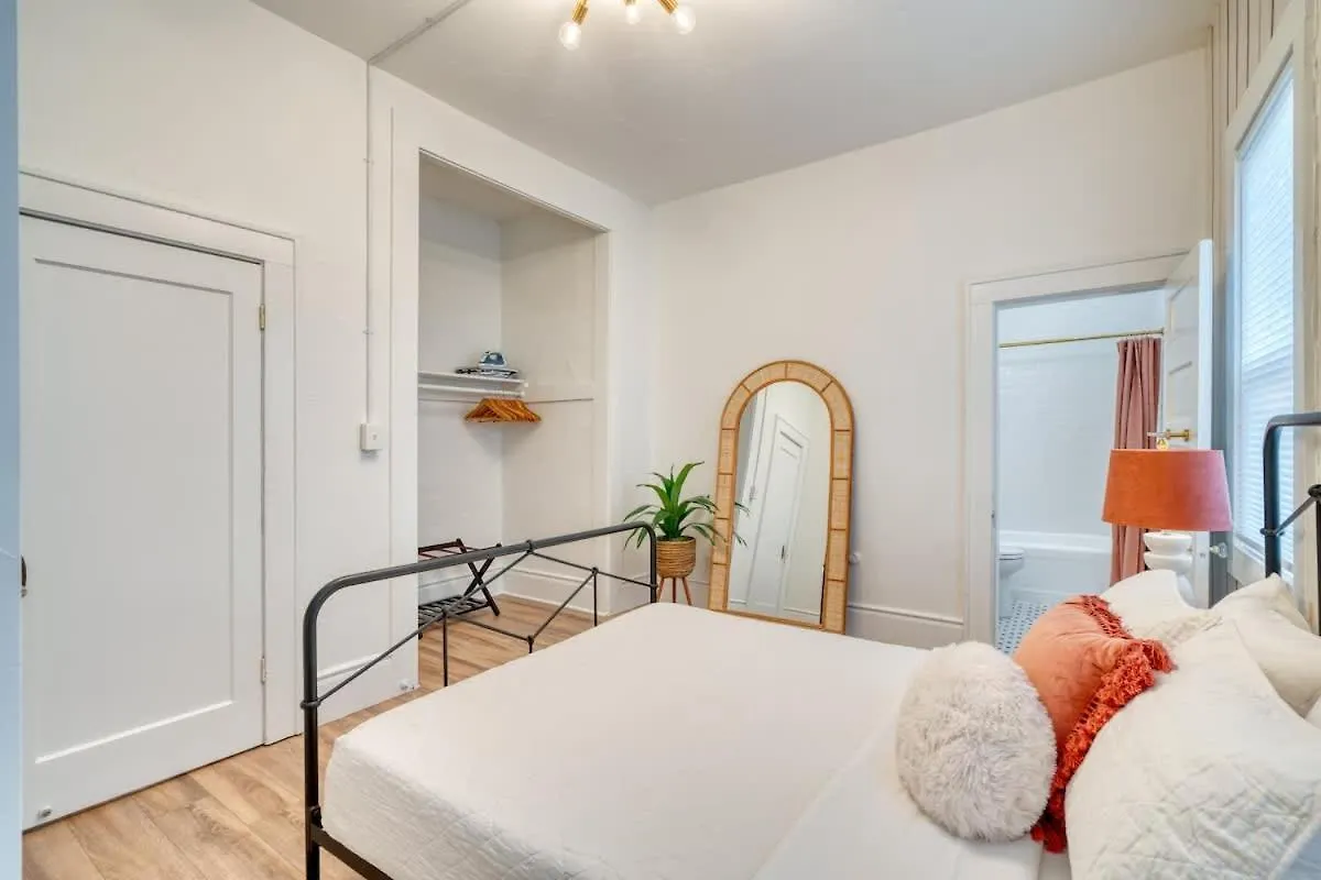 Stay Portland - Historic Queen Anne Vernacular - 95 Walkscore